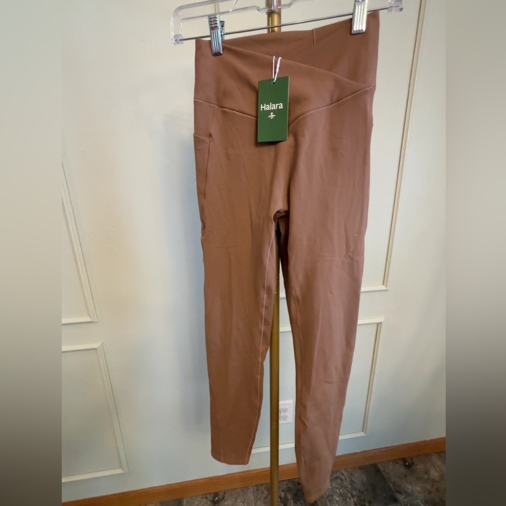 Halara Fleece Lined Legging NWT XS Women's Light Brown Warming Pants MSRP $45